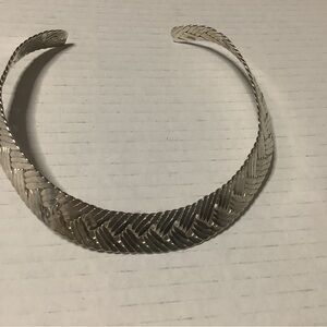 Elegant Silver Women's Necklace